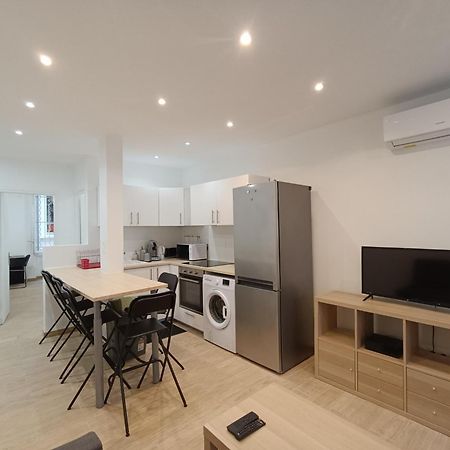 T3 Renove Avec Cour, Intra Muros Avinyon Dış mekan fotoğraf