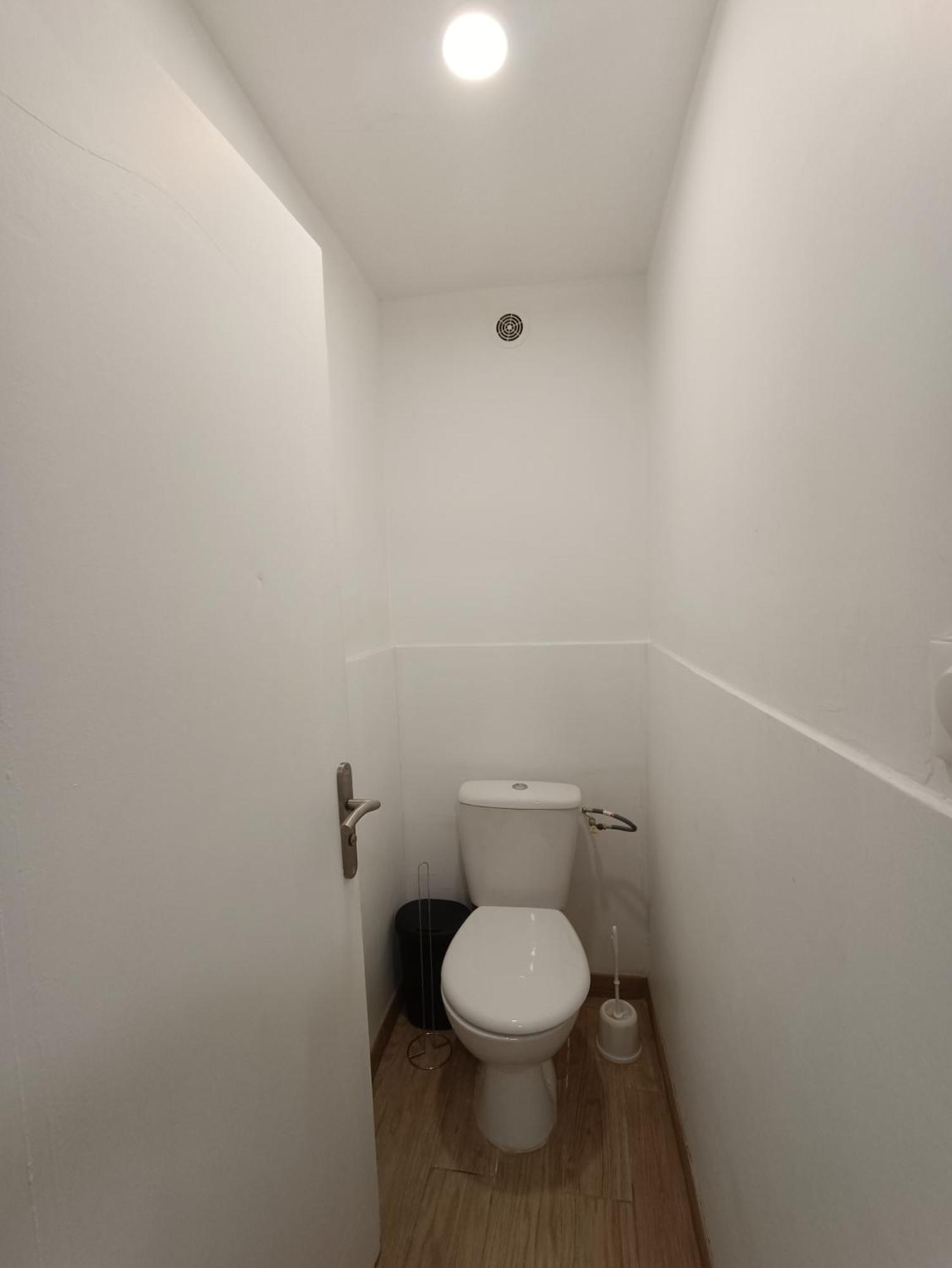 T3 Renove Avec Cour, Intra Muros Avinyon Dış mekan fotoğraf