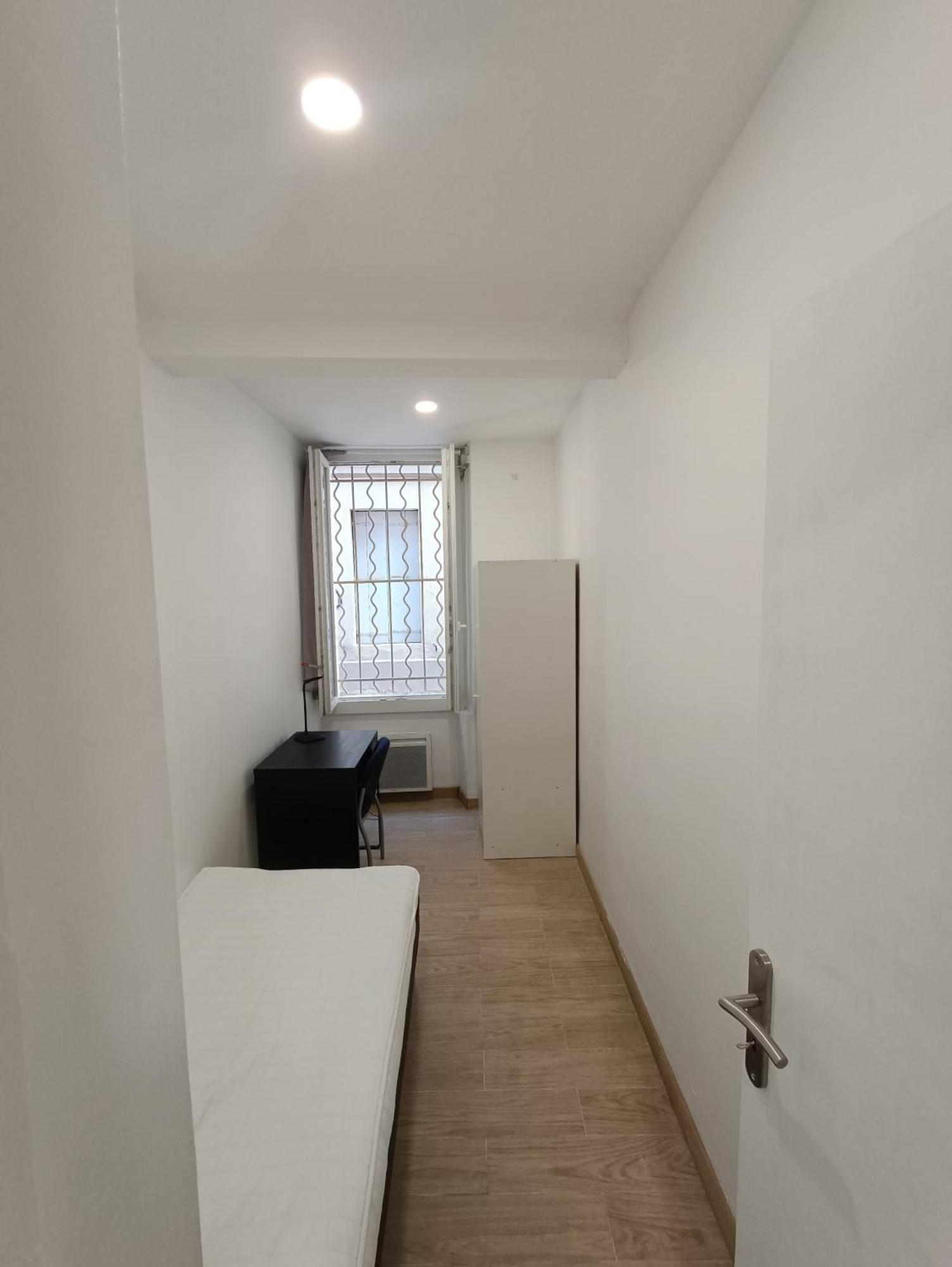 T3 Renove Avec Cour, Intra Muros Avinyon Dış mekan fotoğraf